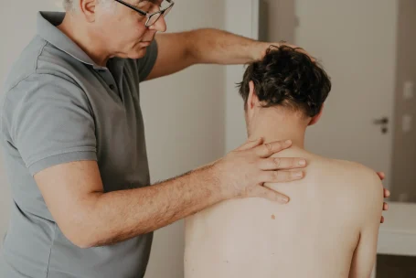 Osteopathie_Lechfeld_Behandlung